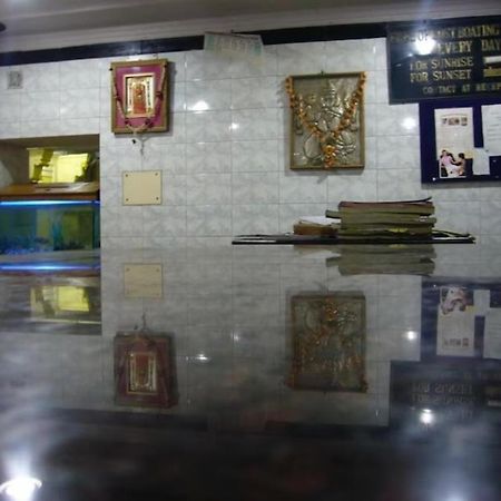 Grg Shanti Guest House Варанасі Екстер'єр фото